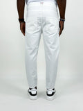 Jeans Tenerife, modello Capri con abrasioni - Estilo De Vida
